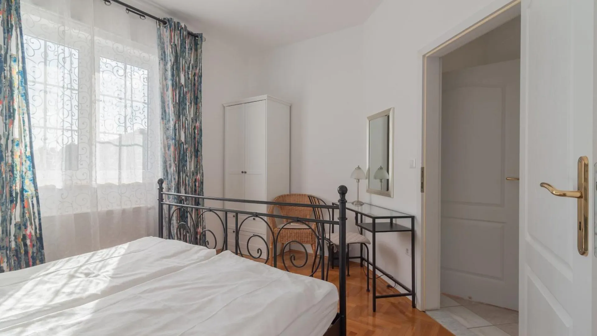 Hotel Villa Vera 2 Fazana 4*,  Croatia